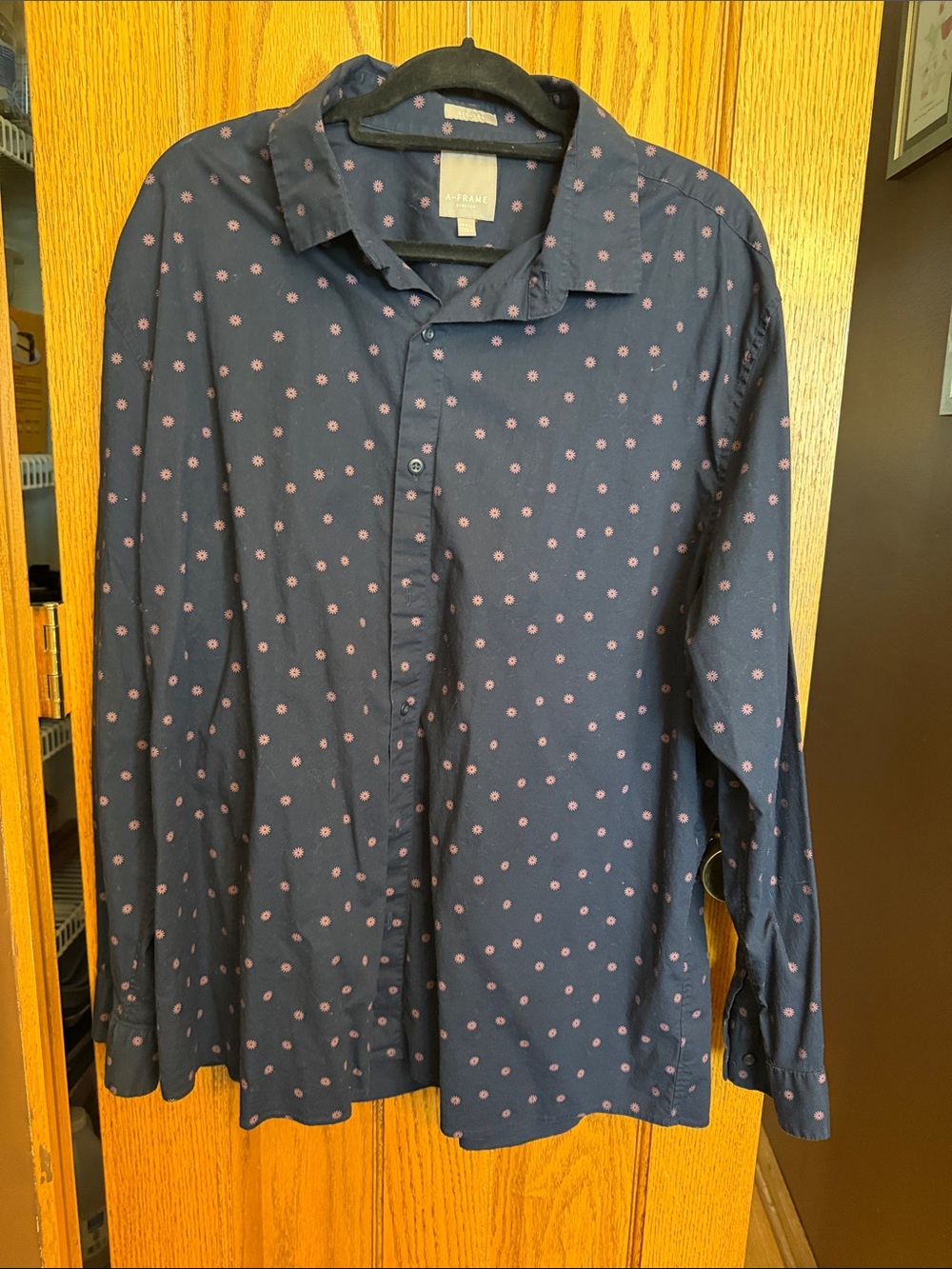 A Frame XXL Stretch Regular Navy Button-Up Shirt with Pink Dot Pattern